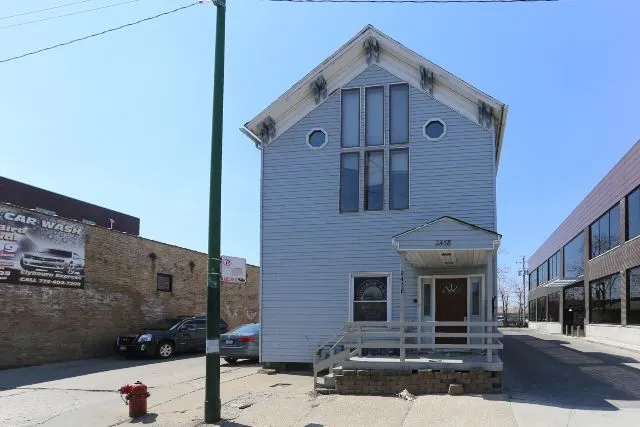 $1,287,505 | 2458 North Clybourn Avenue, Chicago, IL 60614