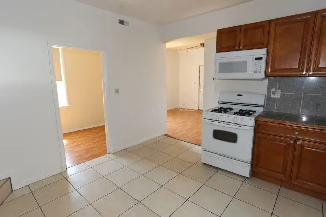 $1,287,505 | 2458 North Clybourn Avenue, Chicago, IL 60614