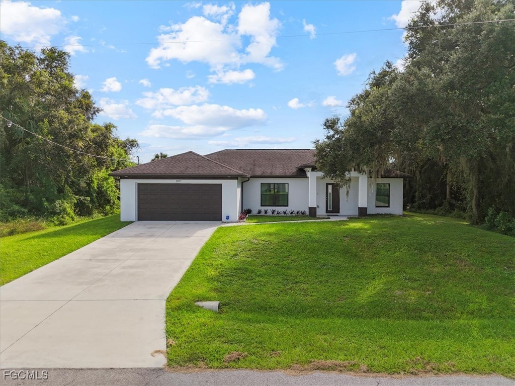 2027 Granada Road LaBelle, FL 33935 - Photo 1 of 35