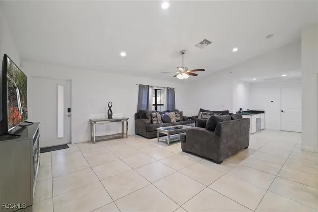 $315,000 | 2027 Granada Road, LaBelle, FL 33935