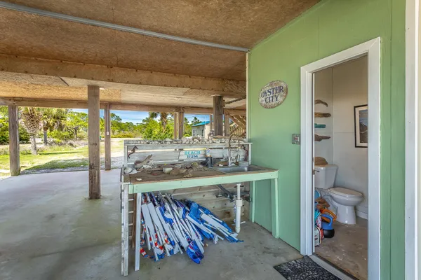 $1,250,000 | 1139 Alligator Drive, Alligator Point, FL 32346