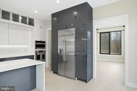 $2,999,999 | 1573 Westmoreland Street, McLean, VA 22101