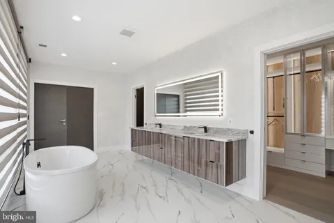 $2,999,999 | 1573 Westmoreland Street, McLean, VA 22101