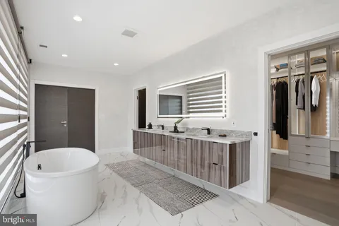 $2,999,999 | 1573 Westmoreland Street, McLean, VA 22101