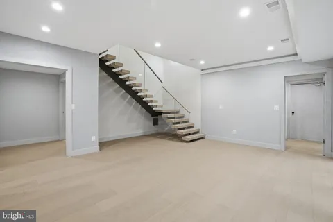 $2,999,999 | 1573 Westmoreland Street, McLean, VA 22101