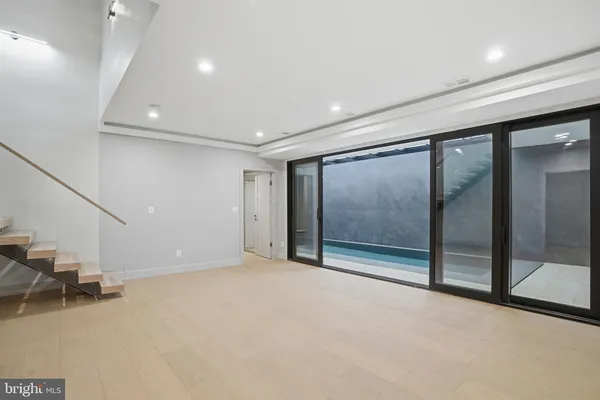 $2,999,999 | 1573 Westmoreland Street, McLean, VA 22101