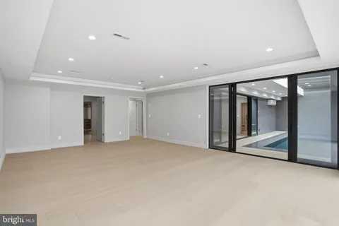 $2,999,999 | 1573 Westmoreland Street, McLean, VA 22101