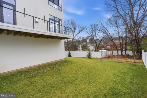 $2,999,999 | 1573 Westmoreland Street, McLean, VA 22101
