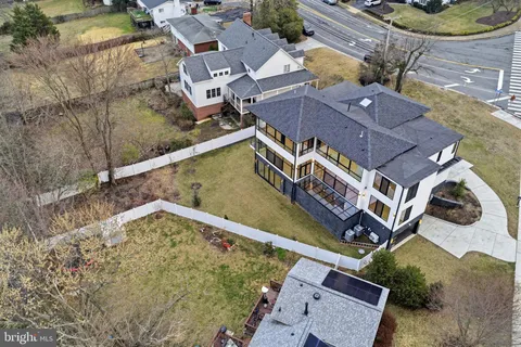 $2,999,999 | 1573 Westmoreland Street, McLean, VA 22101