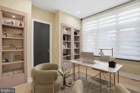 $2,999,999 | 1573 Westmoreland Street, McLean, VA 22101