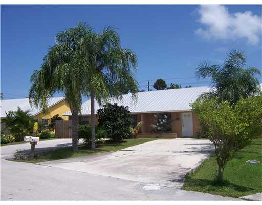 4688 Southeast Salvatori Road Stuart, FL 34997 - Photo 1 of 3 Gallery Image 1