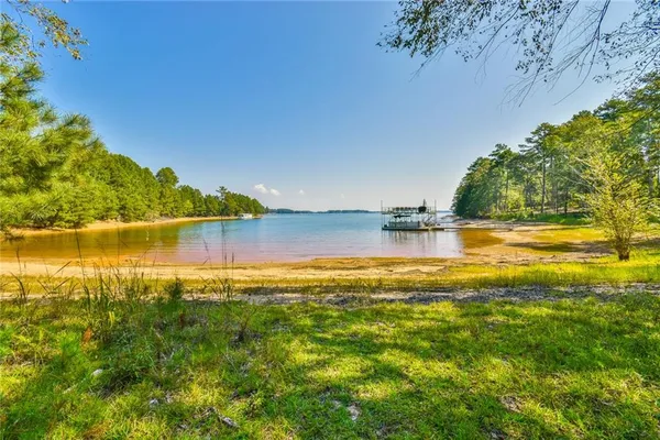 $2,350 | 935 Powderbag Creek Road, Hartwell, GA 30643