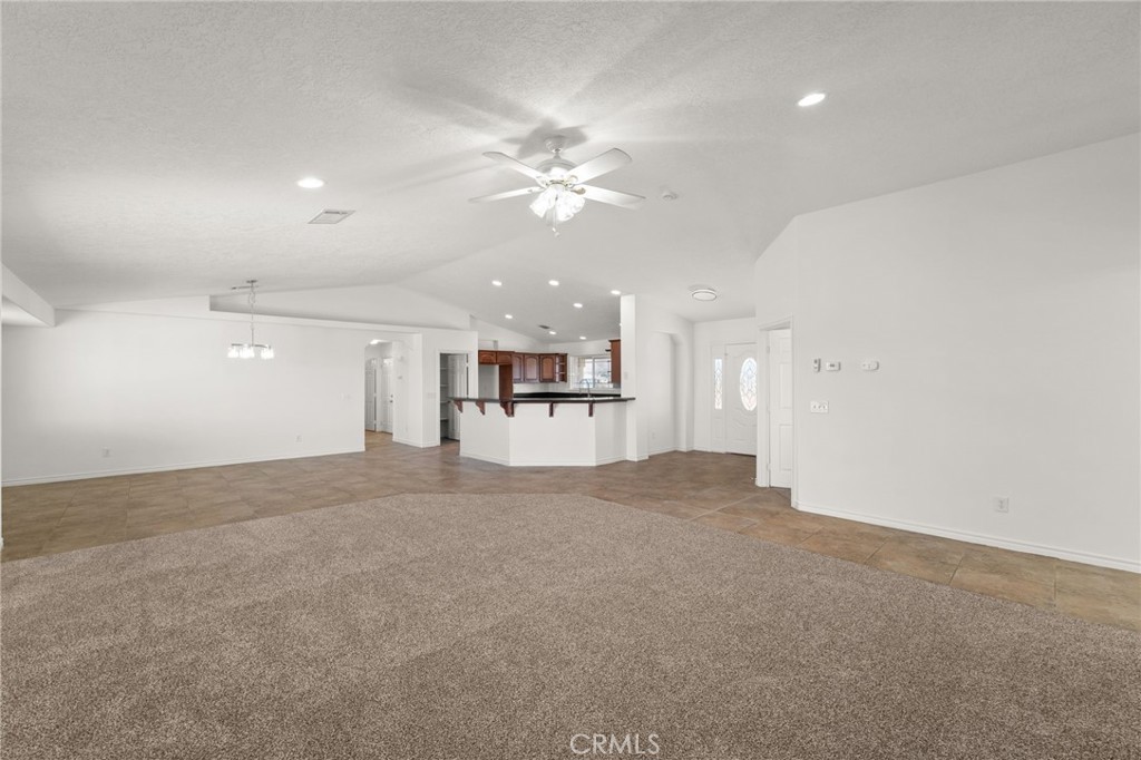 15088 Mesquite Road Apple Valley, CA 92307 - Photo 12 of 51