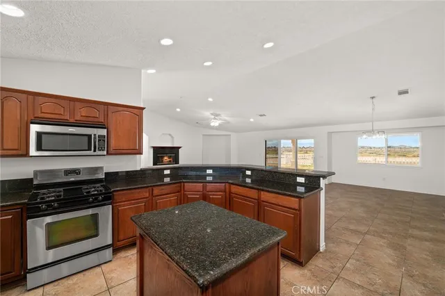 $499,000 | 15088 Mesquite Road, Apple Valley, CA 92307