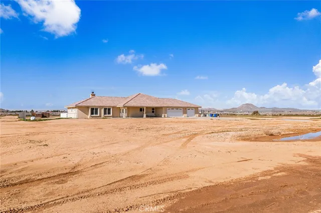 $499,000 | 15088 Mesquite Road, Apple Valley, CA 92307