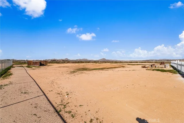 $499,000 | 15088 Mesquite Road, Apple Valley, CA 92307