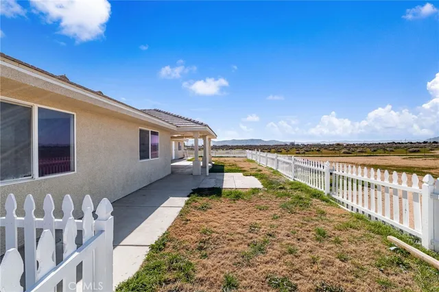 $499,000 | 15088 Mesquite Road, Apple Valley, CA 92307