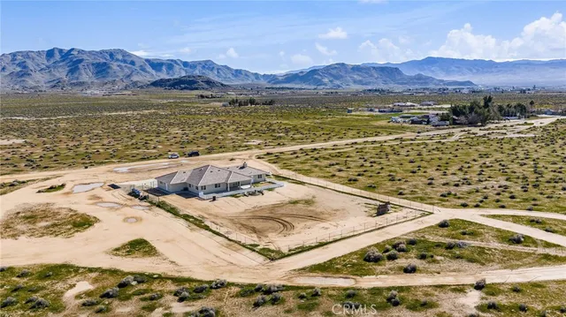 $499,000 | 15088 Mesquite Road, Apple Valley, CA 92307
