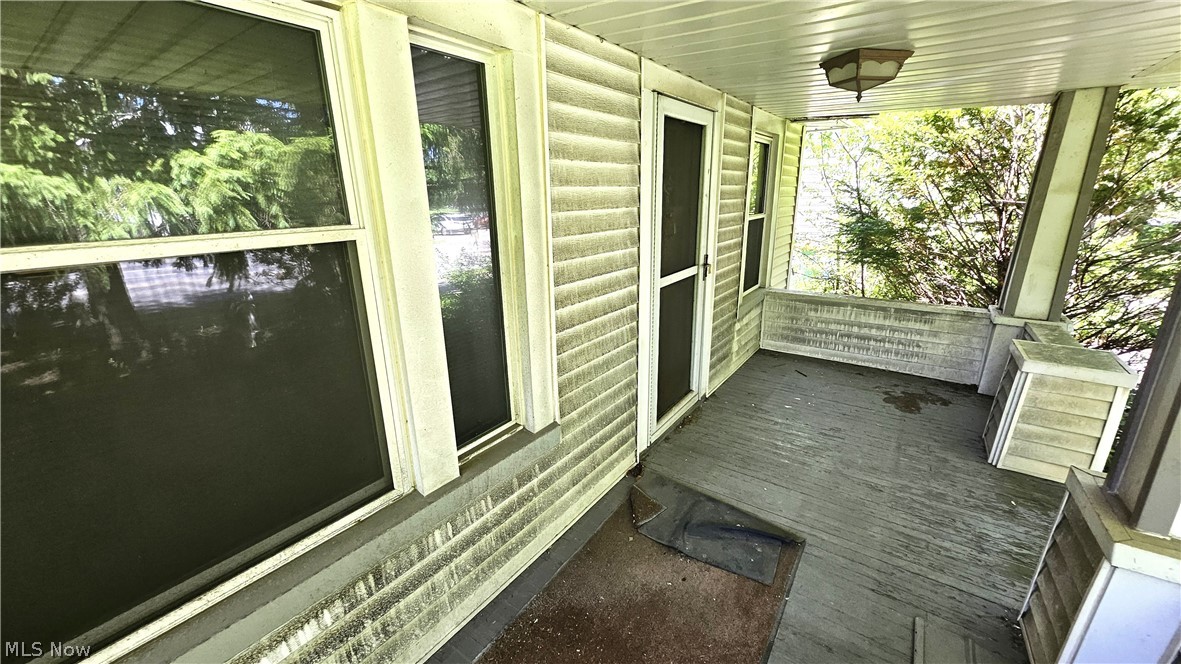 14522 Granger Road Maple Heights, OH 44137 - Photo 5 of 31