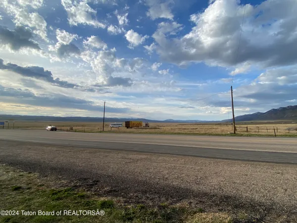 $450,000 | 31 Us-30, Cokeville, WY 83114