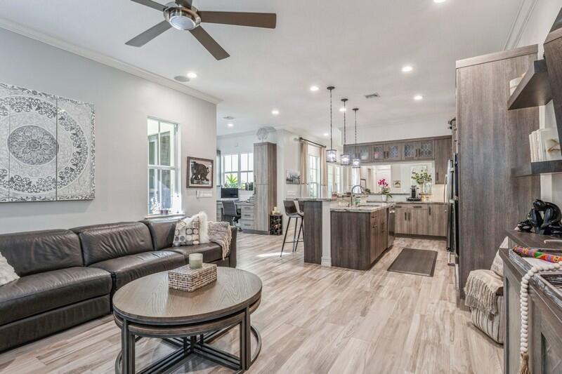 236 East Boca Raton Road Boca Raton, FL 33432 - Photo 12 of 34 08_236EBocaRatonRd_2020_FlexMLS800x600_8