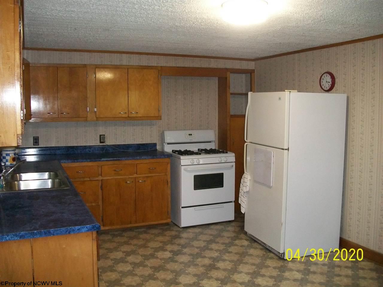 1000 Pea Ridge Road Philippi, WV 26416 - Photo 2 of 14 Gallery Image 2