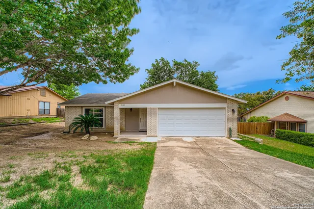 $235,000 | 7123 Winter Ridge, Converse, TX 78109