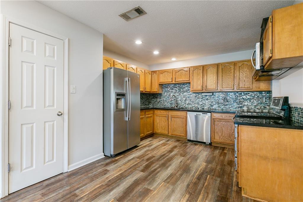 609 Markham Drive Slidell, LA 70458 - Photo 5 of 15