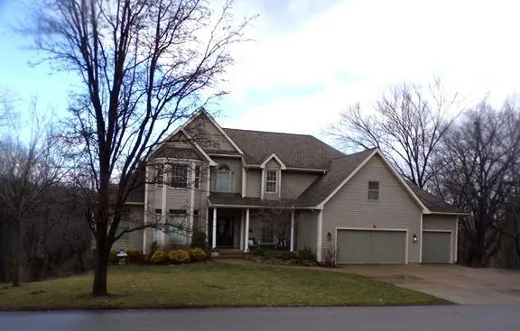 $1 | 22906 East Ashford Court, Blue Springs, MO 64015