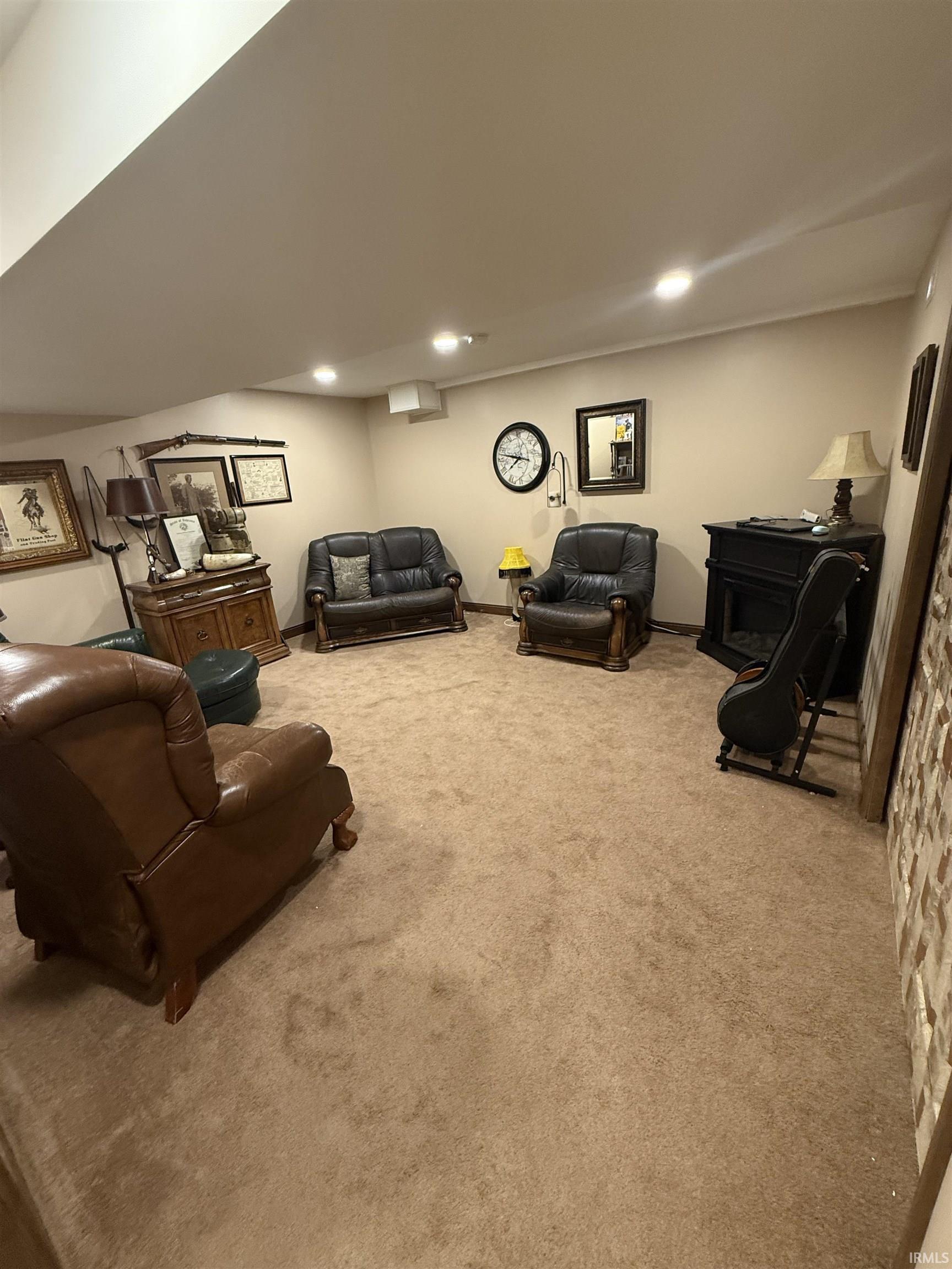 10604 Oak Trail Road Fort Wayne, IN 46845 - Photo 15 of 24 Gallery Image 15