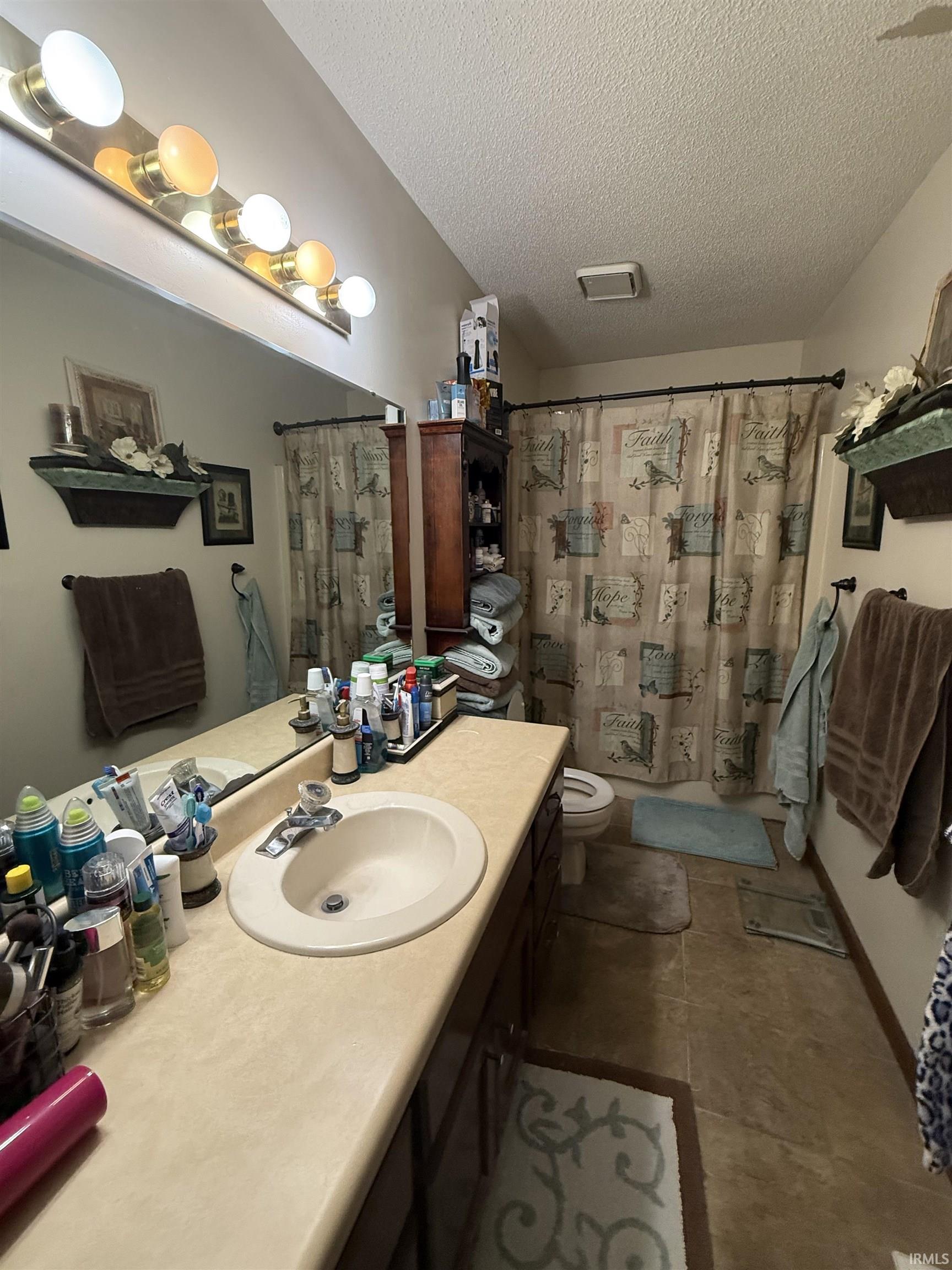 10604 Oak Trail Road Fort Wayne, IN 46845 - Photo 10 of 24 Gallery Image 10