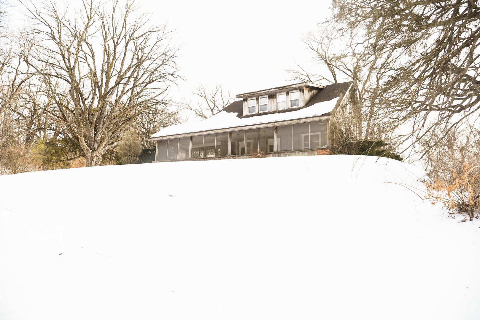 905 Stony Point Road Dixon, IL 61021 - Photo 2 of 20