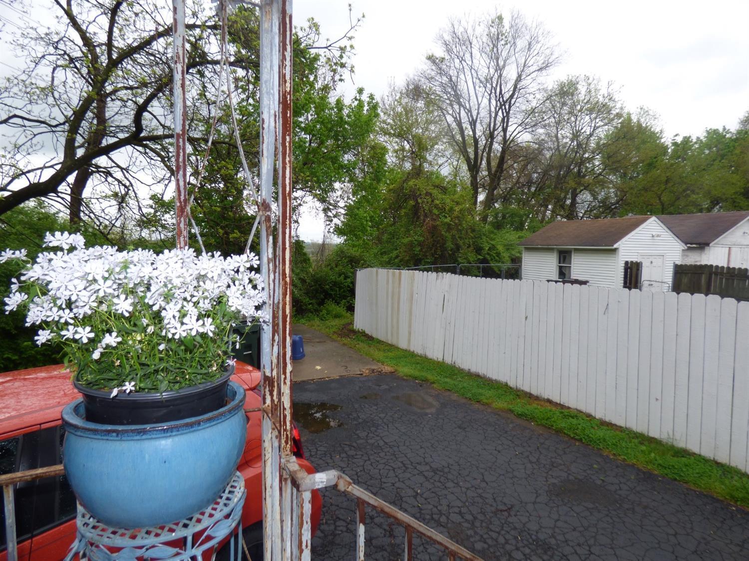 1554 Summit Road Cincinnati, OH 45237 - Photo 26 of 27