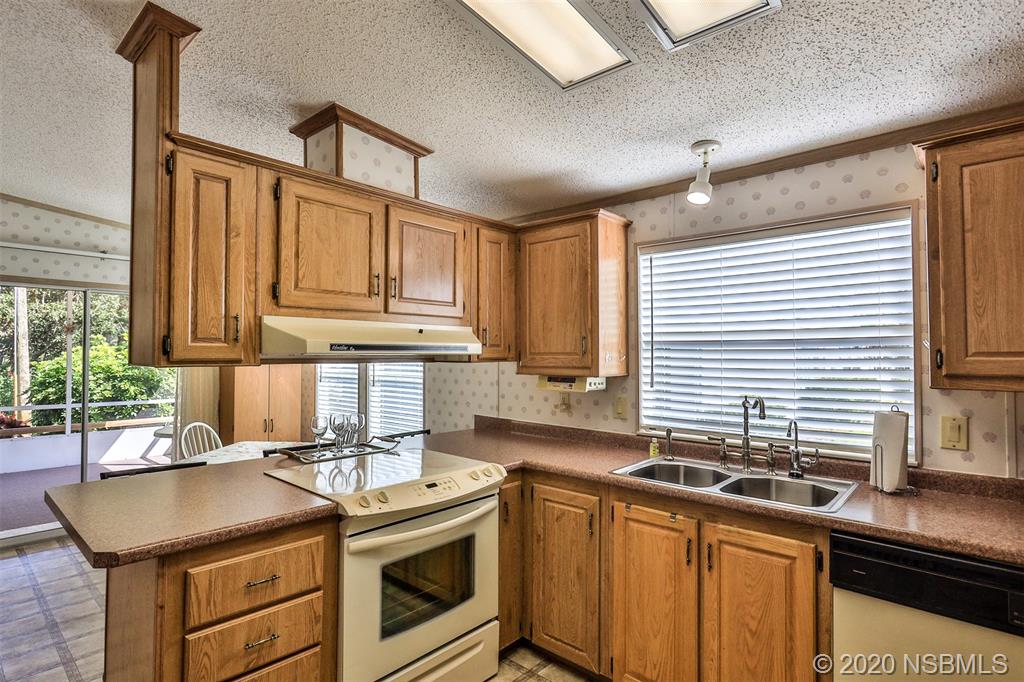 817 Starboard Avenue Edgewater, FL 32141 - Photo 16 of 28 Gallery Image 16