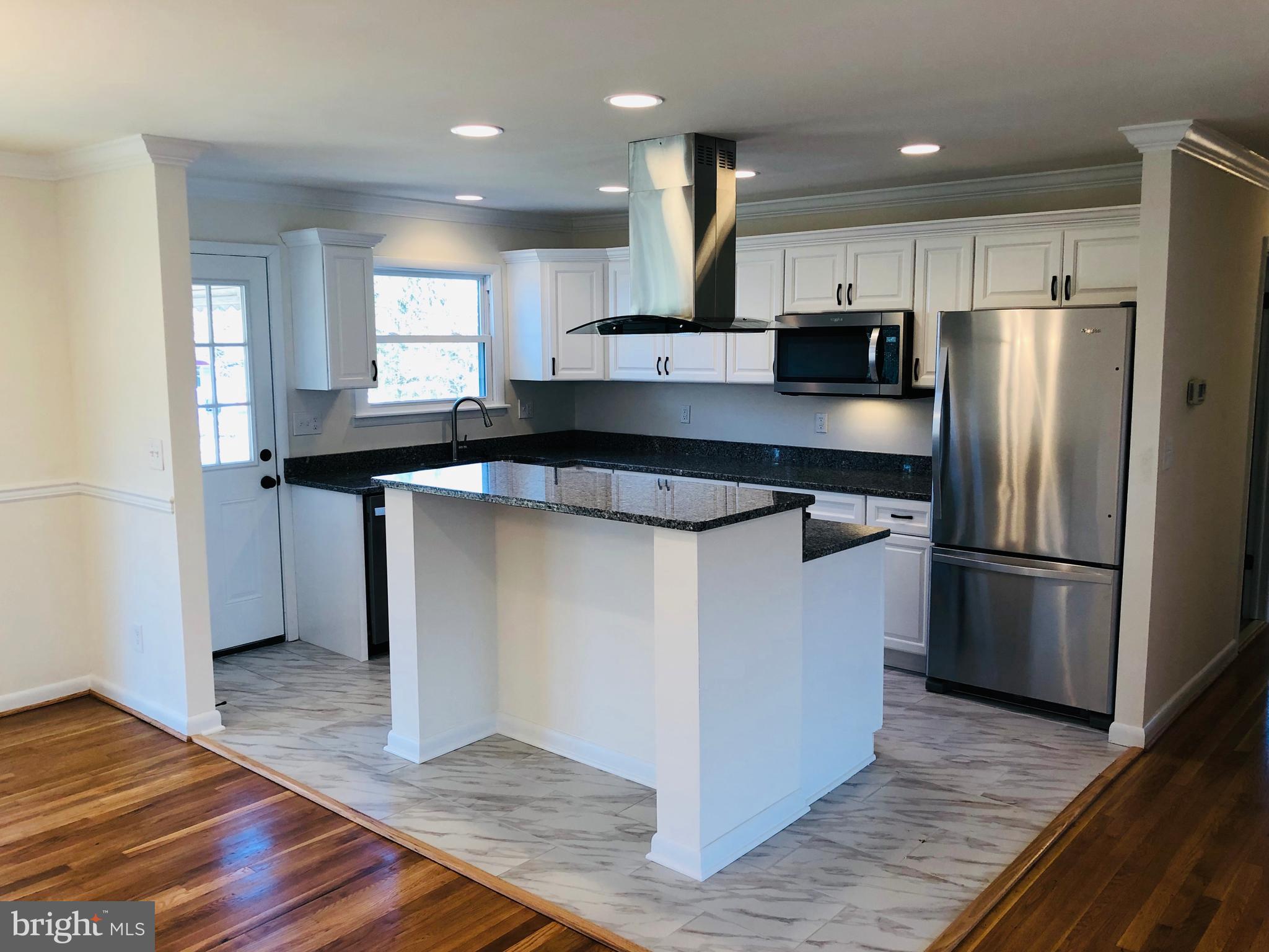 3310 Woodripple Road Baltimore, MD 21244 - Photo 4 of 28 Kitchen