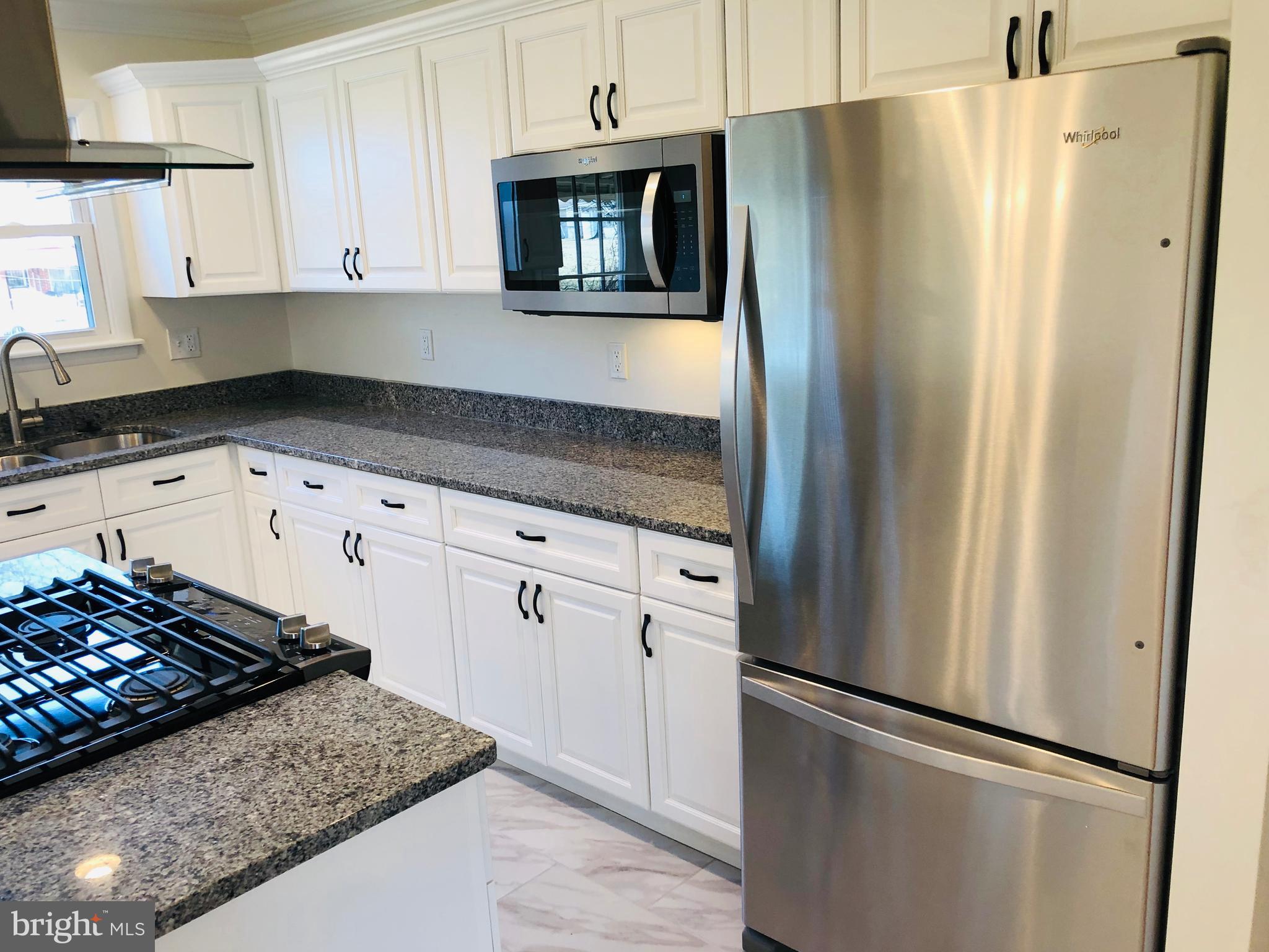 3310 Woodripple Road Baltimore, MD 21244 - Photo 7 of 28 Kitchen