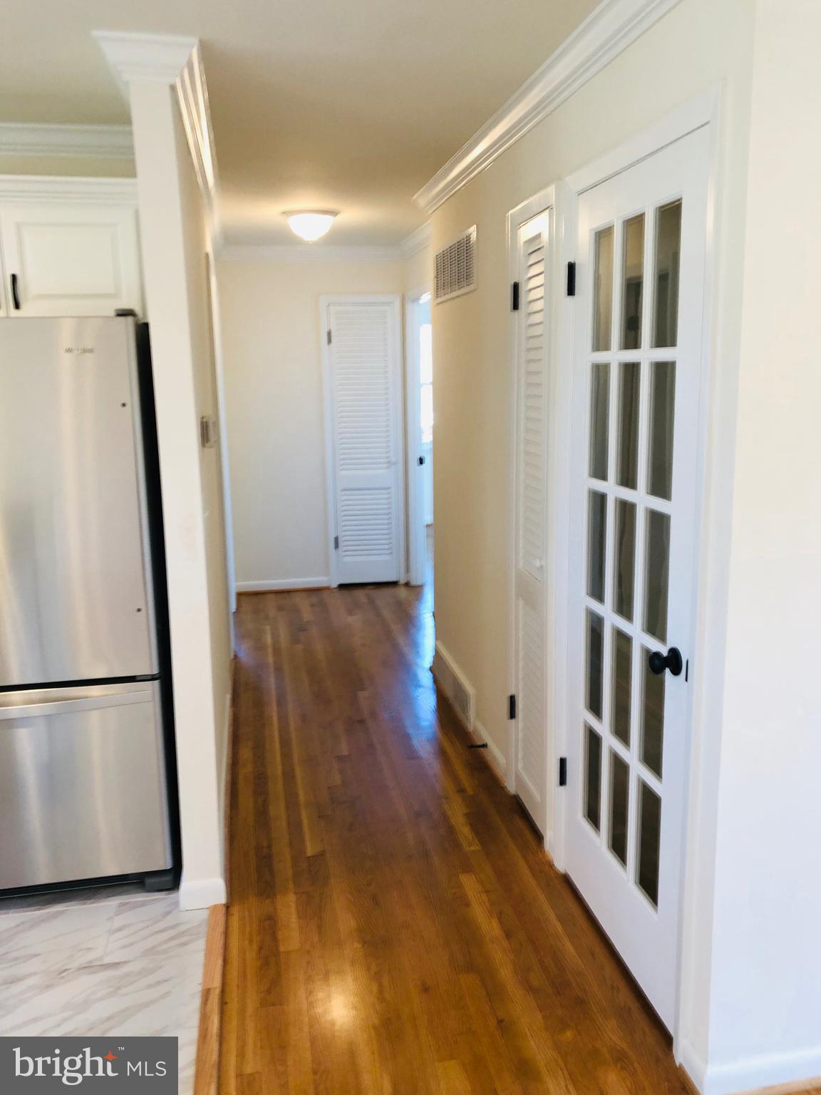 3310 Woodripple Road Baltimore, MD 21244 - Photo 9 of 28 Kitchen / Hall