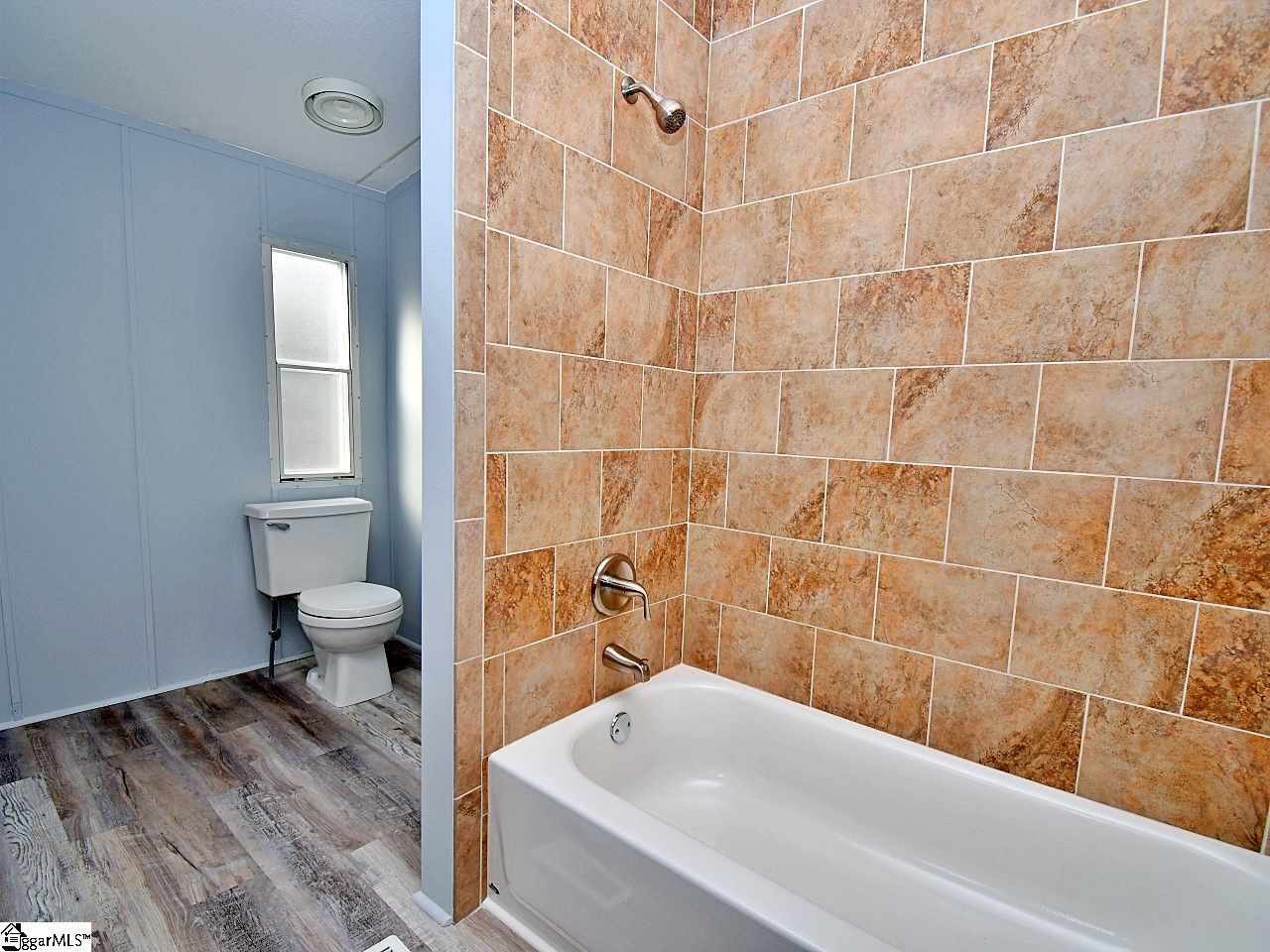 1091 Lake Cunningham Road Greer, SC 29651 - Photo 11 of 23
