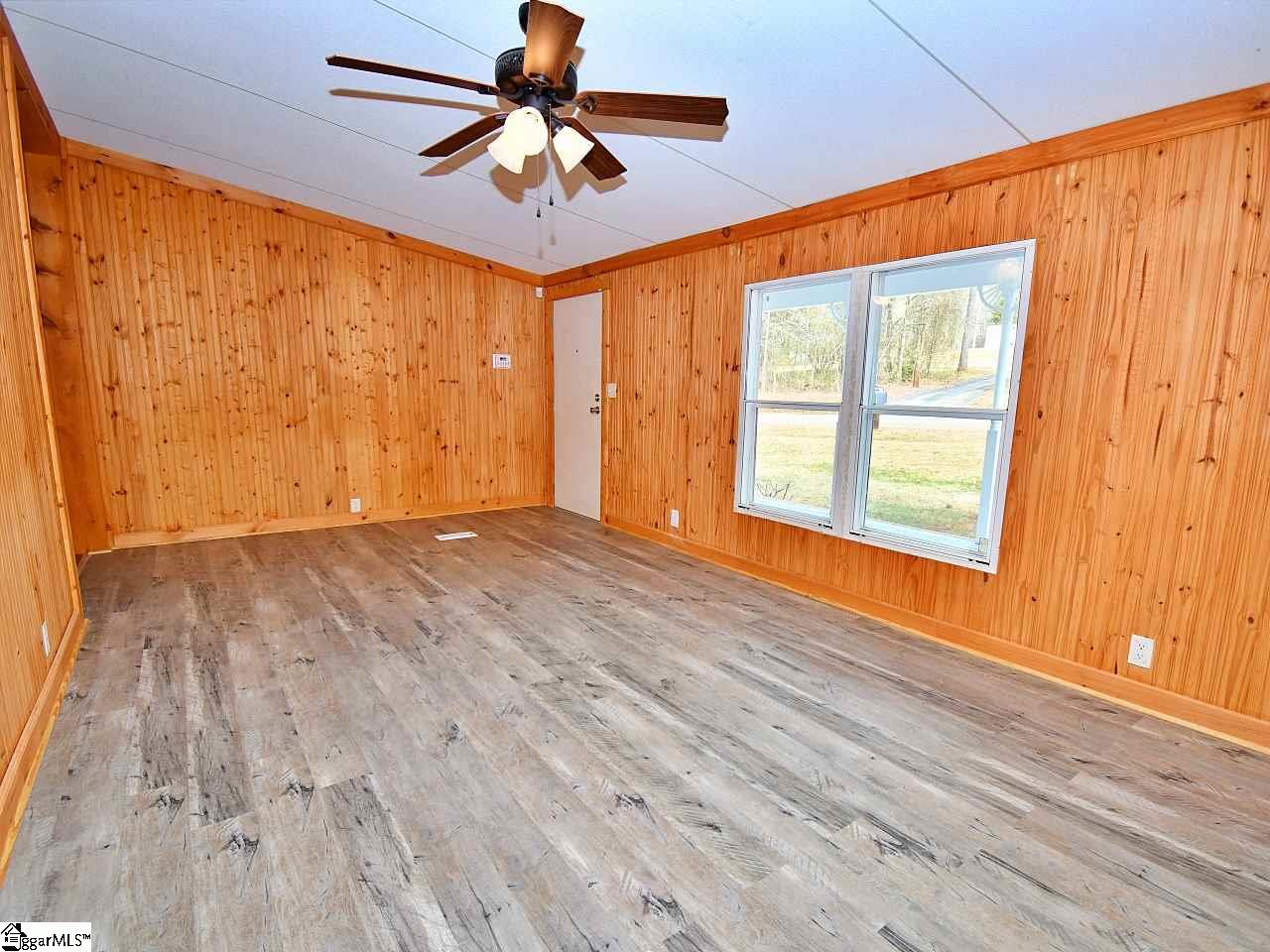 1091 Lake Cunningham Road Greer, SC 29651 - Photo 3 of 23