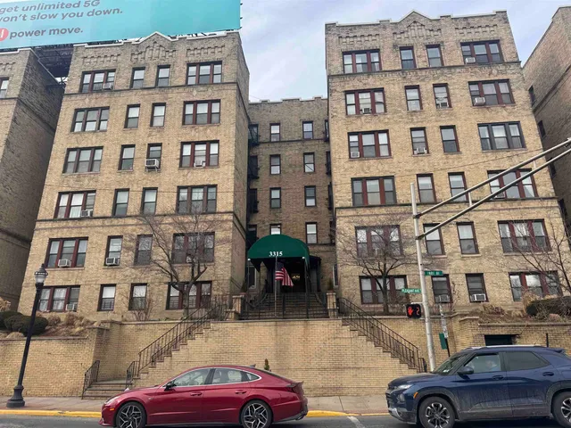 $2,500 | 3315 Pleasant Avenue, Unit 217, Union City, NJ 07087