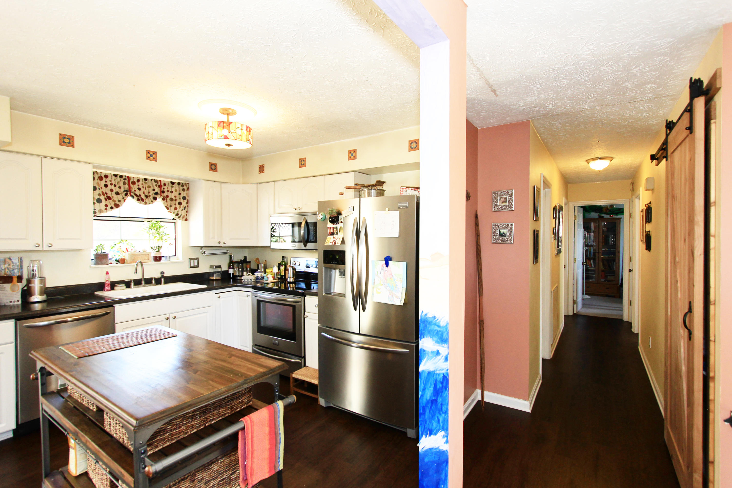 7616 Cedarcrest Road Knoxville, TN 37938 - Photo 13 of 35 Kitchen and Hallway