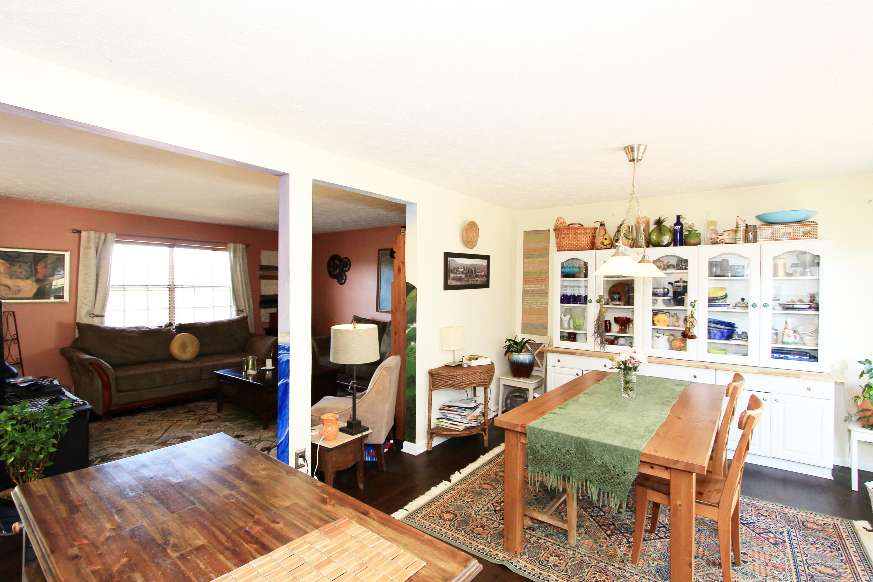 7616 Cedarcrest Road Knoxville, TN 37938 - Photo 10 of 35 Looking into Living Room