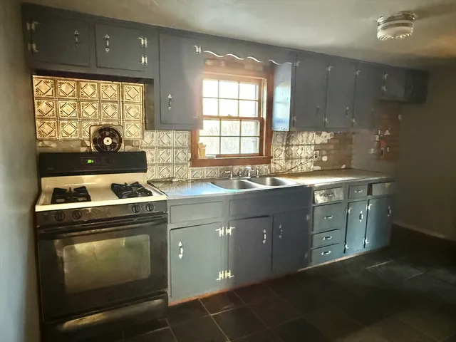 $474,900 | 14 Brown Street, Haverhill, MA 01830