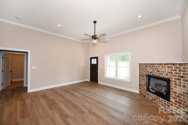 $414,999 | 4940 Southview Drive, Hickory, NC 28602