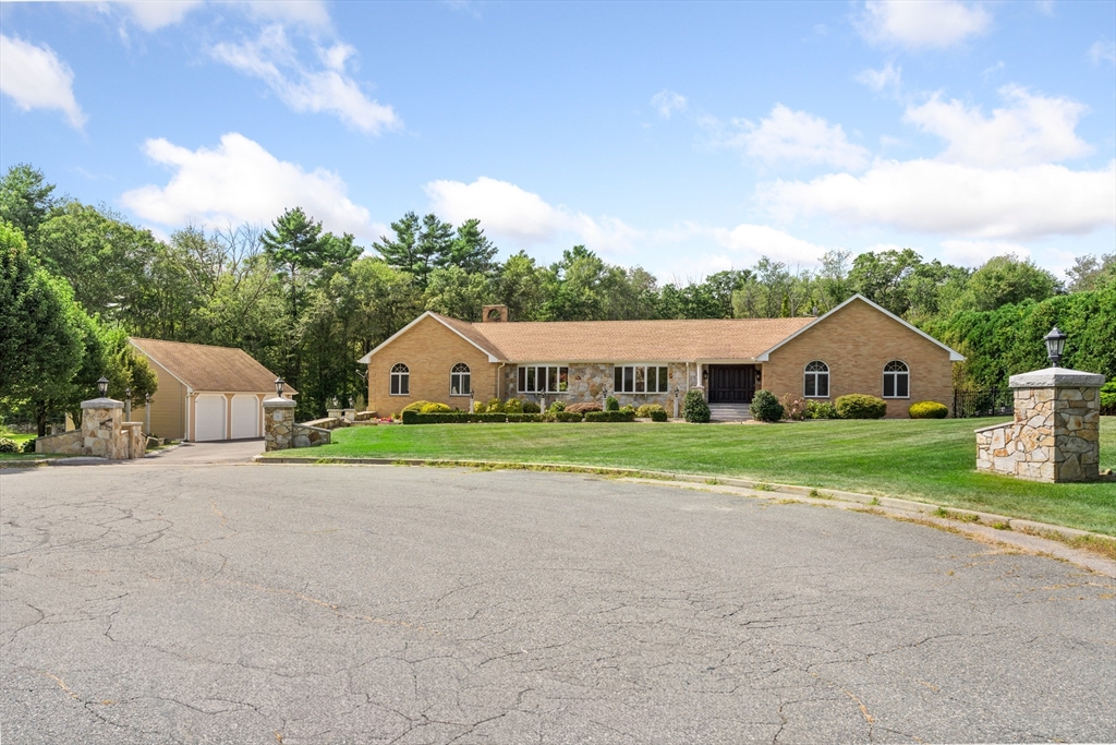 3 Esty Road Mendon, MA 01756 - Photo 2 of 40 Gallery Image 2