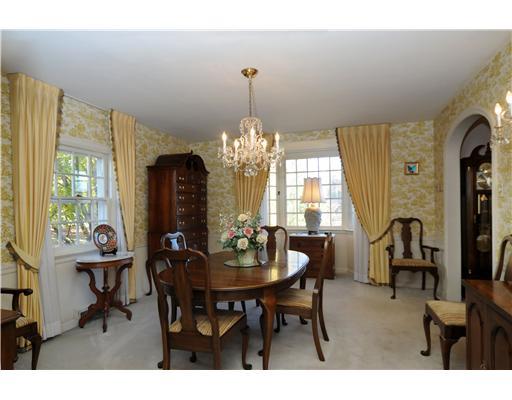 1401 Coraopolis Heights Road Coraopolis, PA 15108 - Photo 4 of 18 Dining Room.