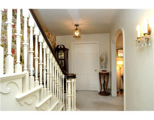 1401 Coraopolis Heights Road Coraopolis, PA 15108 - Photo 7 of 18 Entry/Foyer.