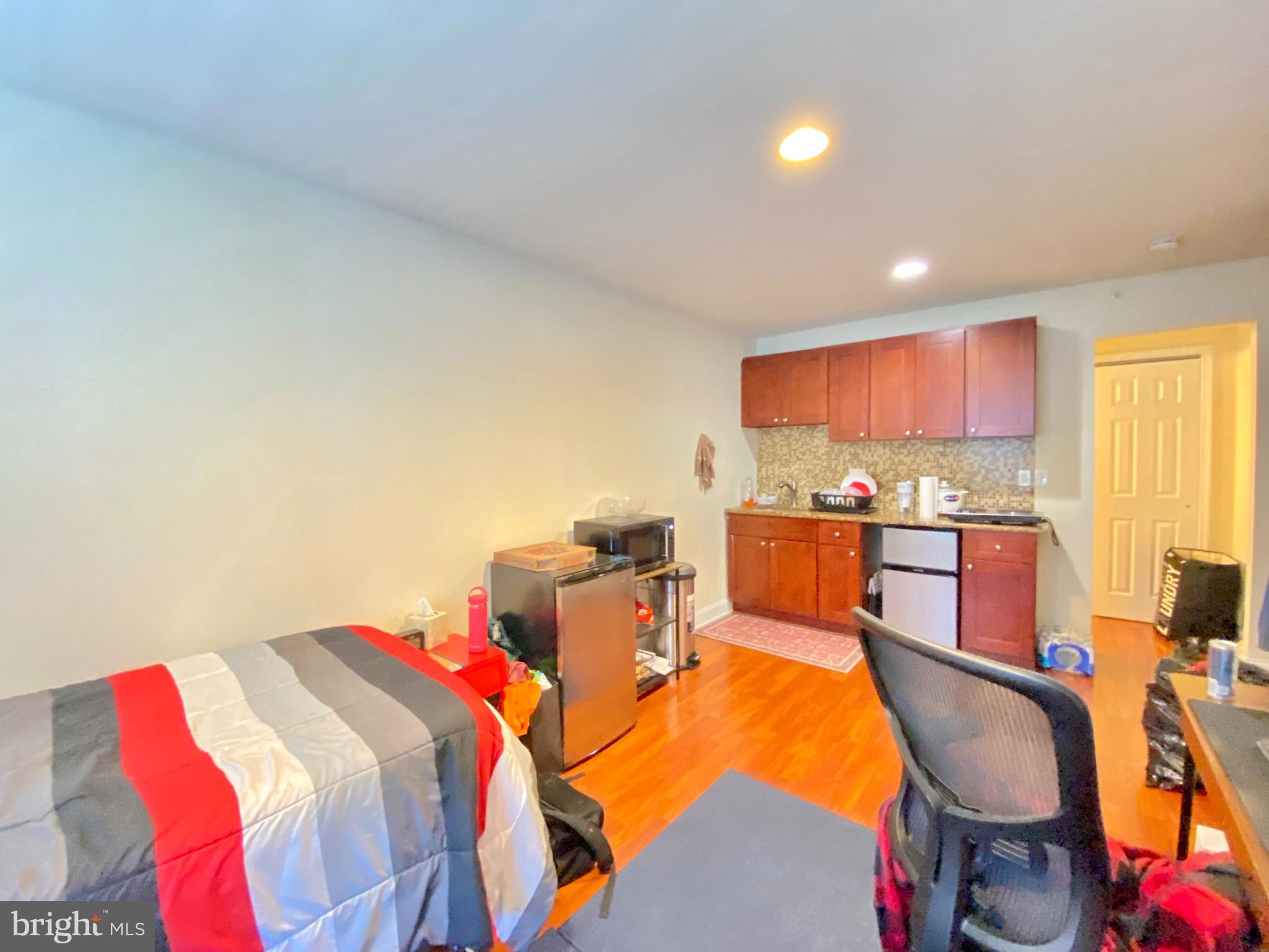 1417 North 17th Street, Unit 2F Philadelphia, PA 19121 - Photo 2 of 11