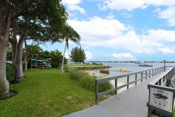$2,800 | 5600 North Flagler Drive, Unit 2610, West Palm Beach, FL 33407