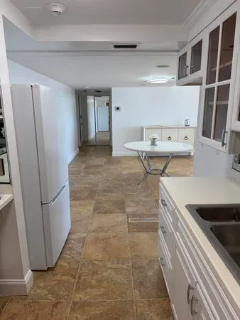 $2,800 | 5600 North Flagler Drive, Unit 2610, West Palm Beach, FL 33407